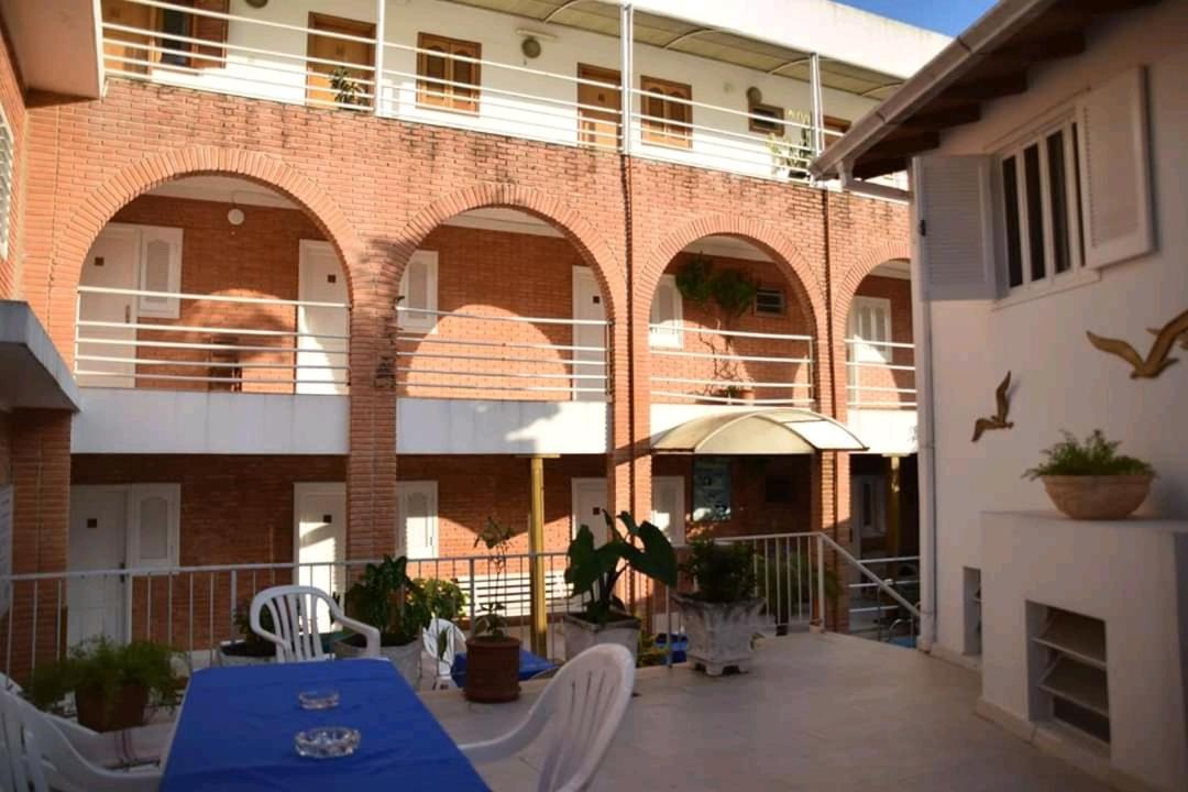 Hotel Palmas Del Sol Асунсион Екстериор снимка