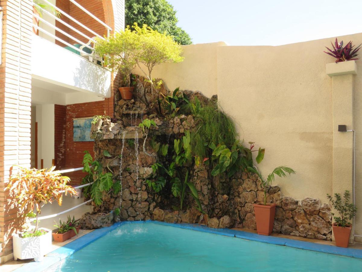 Hotel Palmas Del Sol Асунсион Екстериор снимка