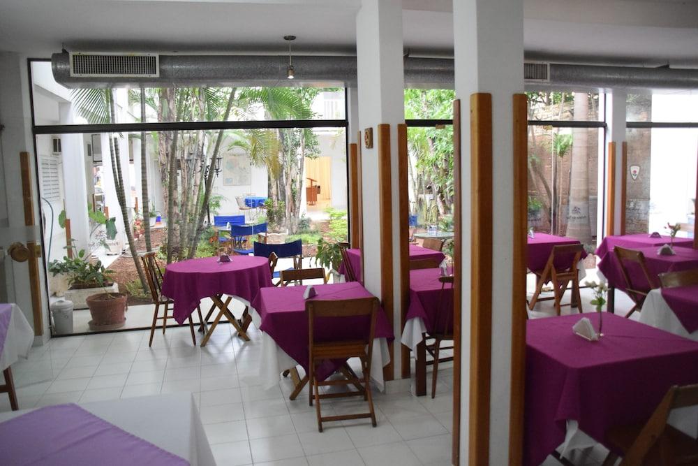 Hotel Palmas Del Sol Асунсион Екстериор снимка