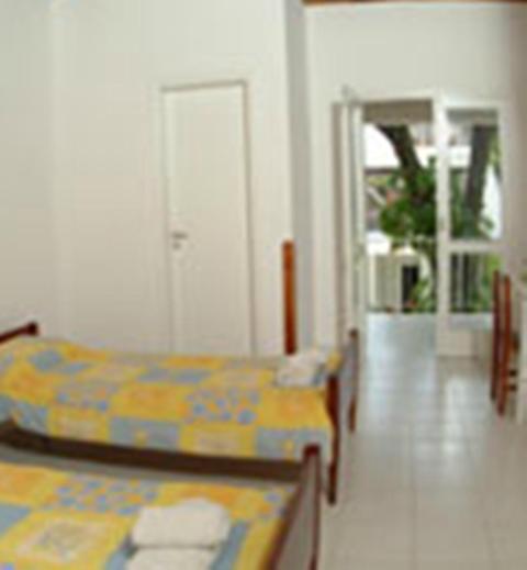 Hotel Palmas Del Sol Асунсион Стая снимка