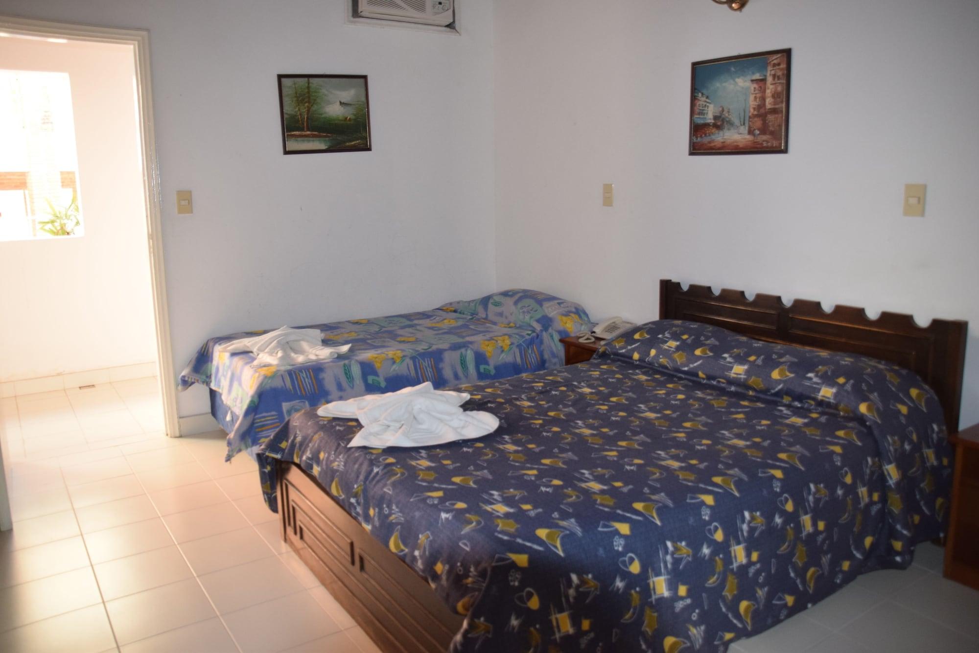Hotel Palmas Del Sol Асунсион Екстериор снимка