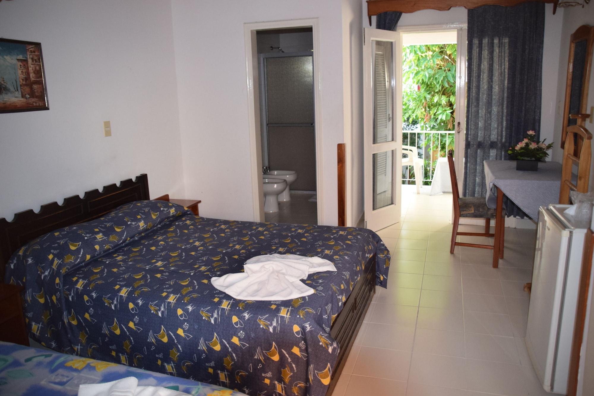 Hotel Palmas Del Sol Асунсион Екстериор снимка