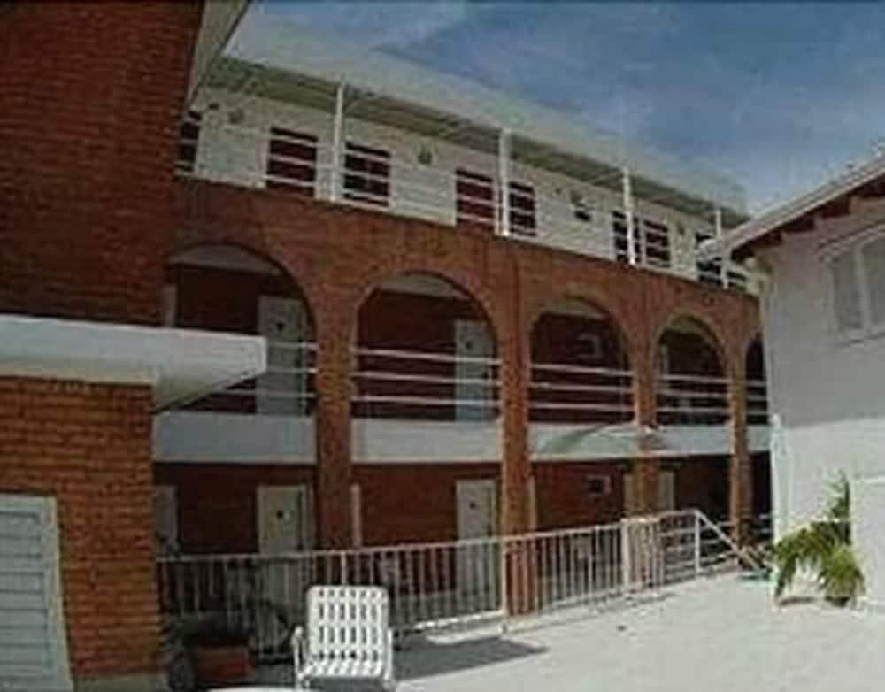 Hotel Palmas Del Sol Асунсион Екстериор снимка