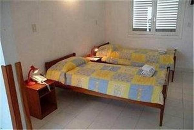 Hotel Palmas Del Sol Асунсион Стая снимка